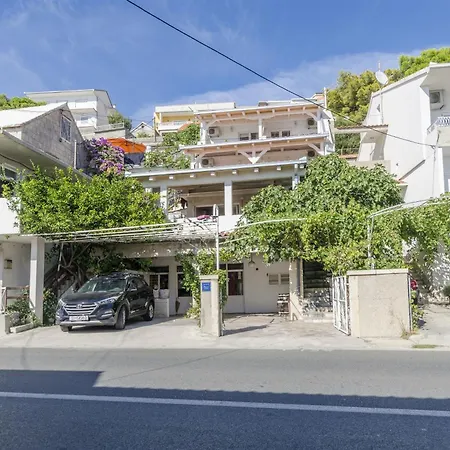 Zanet アパート *